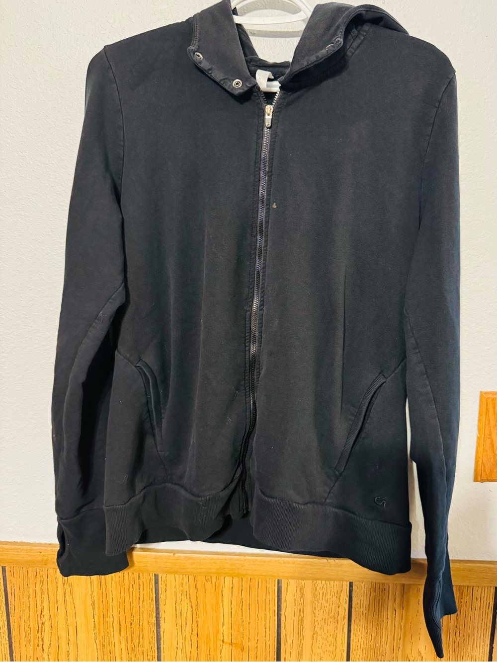Gap Fit unisex Black Zip-Up Hooded Sweater size LARGE athletic sporty